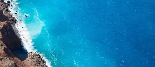 自然风光简约蓝色海面背景高清