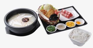 云南菌菇过桥米线免抠