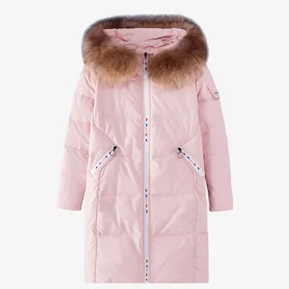 一件粉色的羽绒服免抠