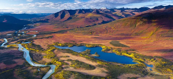 平原河流海报素材高清
