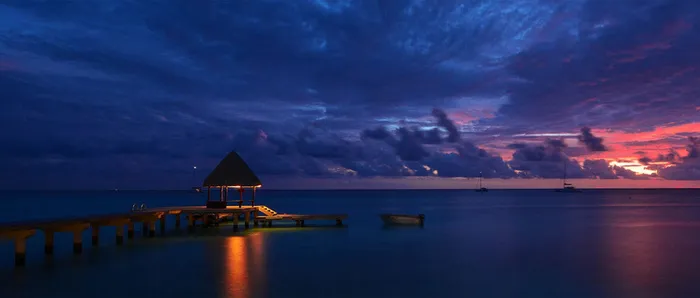 唯美夜色海报背景高清