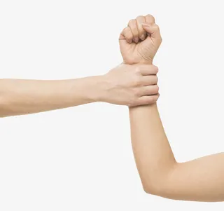 手拉着手臂示意图素材免抠