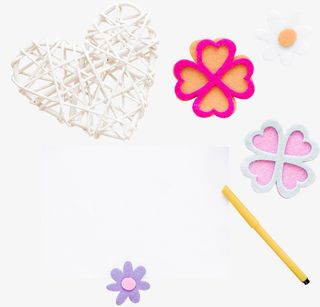 空白卡片和一支笔免抠