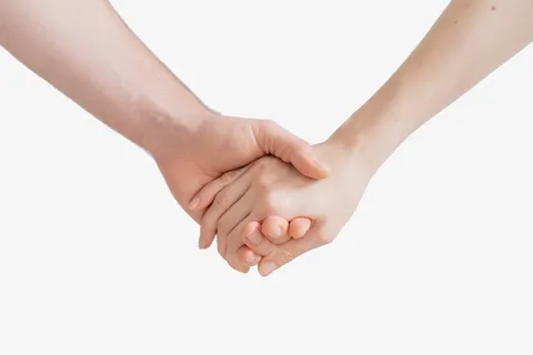 紧紧牵住彼此的手免抠