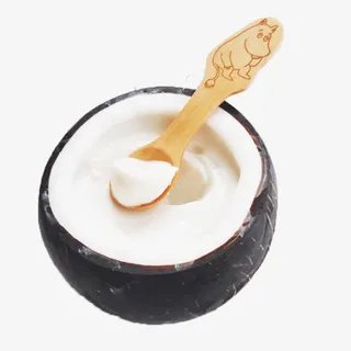 雪白的奶冻配可爱木勺免抠