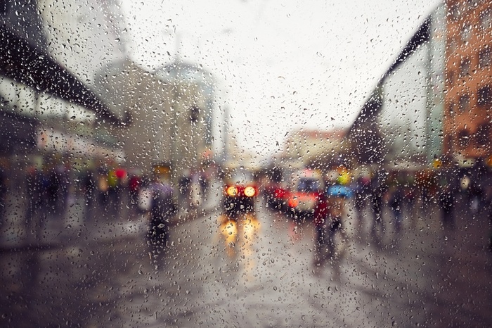 唯美的雨中城市景色高清图片高清