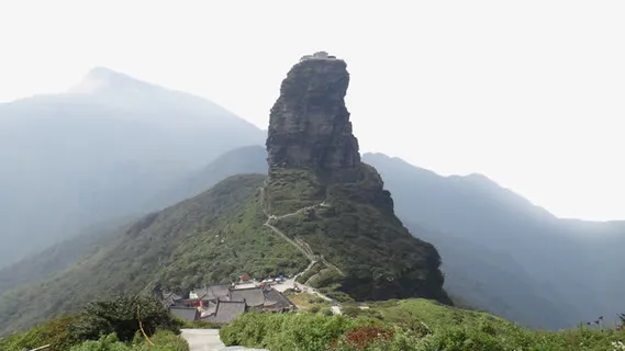 推云步梵天免抠 推云步梵天免抠