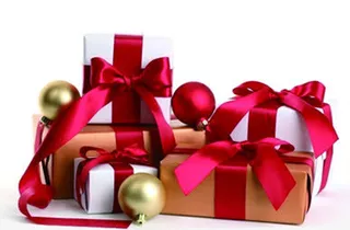 情人节多个礼盒图免抠