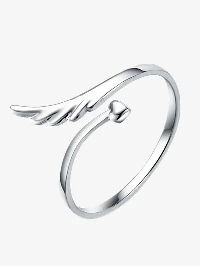 翅膀戒指图片免抠
