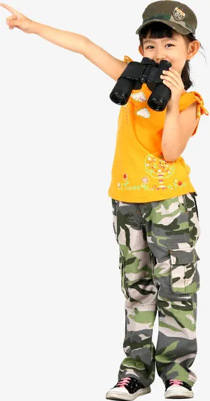 清凉夏日女孩望远镜人物免抠