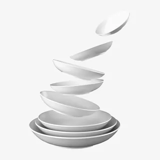 白色漂浮的圆形餐盘免抠