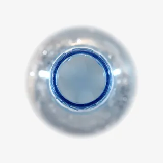 透明解渴模糊俯视图塑料瓶饮用水免抠