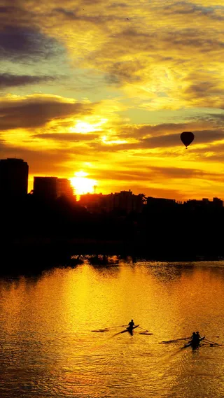 大海黄昏风景手机端H5背景高清