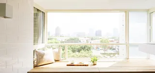 飘窗近景实拍海报背景高清