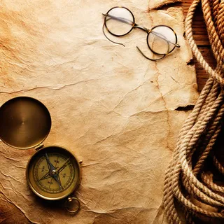 牛皮纸与指南针摄影免抠
