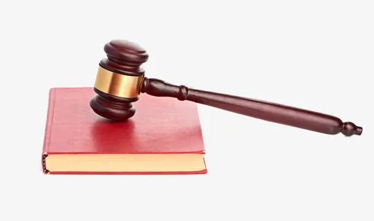 宪法书籍和拍卖槌免抠