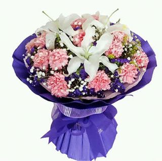 蓝色捧花花束鲜花免抠