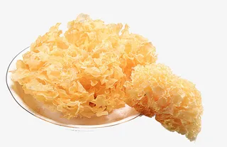 白盘子里的黄金银耳免抠