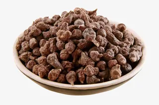 一盘蕨麻籽干免抠