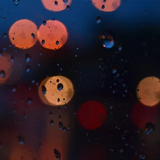 下雨光晕手表摄影镜头主图背景素材高清