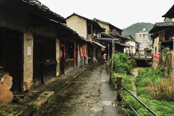 雨后村落免抠