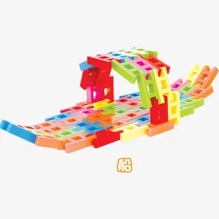 雪花片插接图案小船免抠