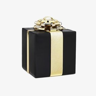 高档金色丝带黑色礼盒免抠