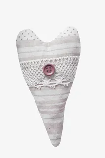 漂亮扣子装饰桃心抱枕免抠