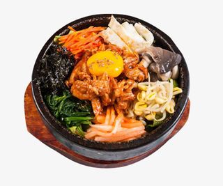 石锅里的美食泡菜拌饭免抠