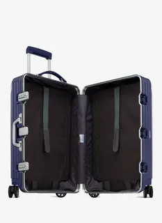 深蓝Rimowa拉杆箱产品图免抠 深蓝Rimowa拉杆箱产品图免抠