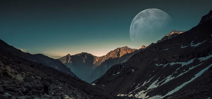 山谷夜晚背景图高清