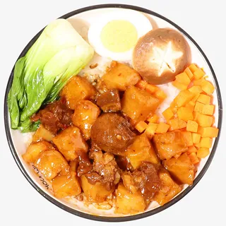 土豆烧牛肉饭免抠 土豆烧牛肉饭免抠