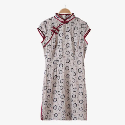 中国风妈妈旗袍免抠