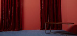 天猫品牌团大气欧美风红色女装海报背景高清