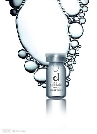 透明气泡化妆品瓶子海报背景