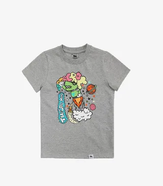 博柏利男童T恤有图案免抠