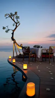 海边浪漫餐桌H5背景高清