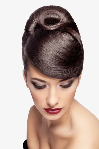 美容美发外国女子免抠