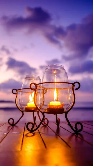 简约云彩烛光晚餐手机端H5背景高清