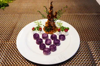 紫薯冰皮薄饼图片