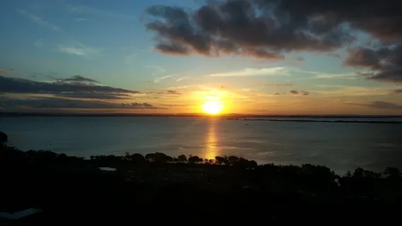 日落、黎明、太阳、天空、风景——自然、水、宁静、自然之美 日落、黎明、太阳、天空、风景——自然、水、宁静、自然之美