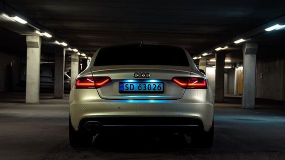 奥迪，a5，白色奥迪，汽车，奥迪a5，停车场，尼康，交通