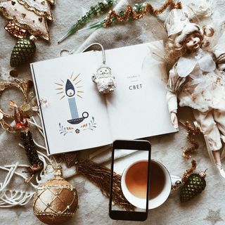 无人、室内、静物、纸张、圣诞节、正上方、桌子、高角度视图