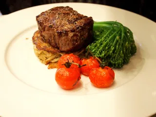 好的，全熟，牛排，白，盘子，香港，香港咖啡早午餐，食物