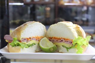 三明治、火鸡胸脯、生菜、面包、面包店、食品、奶酪、午餐