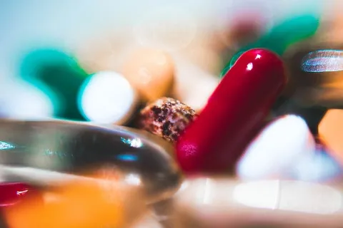 糖果、食品、糖果、药丸、胶囊、药物、心脏、维生素 糖果、食品、糖果、药丸、胶囊、药物、心脏、维生素