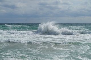 海，海沫，云，浪，水，运动，天空，浪