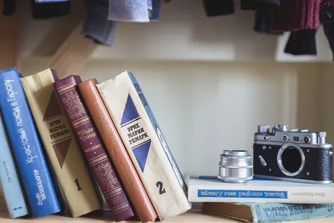 书籍,阅读,相机,镜头,摄影,物品,室内,静物 书籍,阅读,相机,镜头,摄影,物品,室内,静物