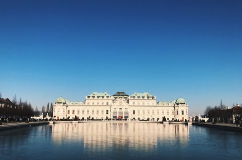 人、男人、女人、雕像、艺术、雕塑、建筑、建筑