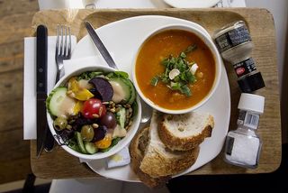 荷兰，阿姆斯特丹，晚餐，汤，沙拉，南瓜，绿色，健康